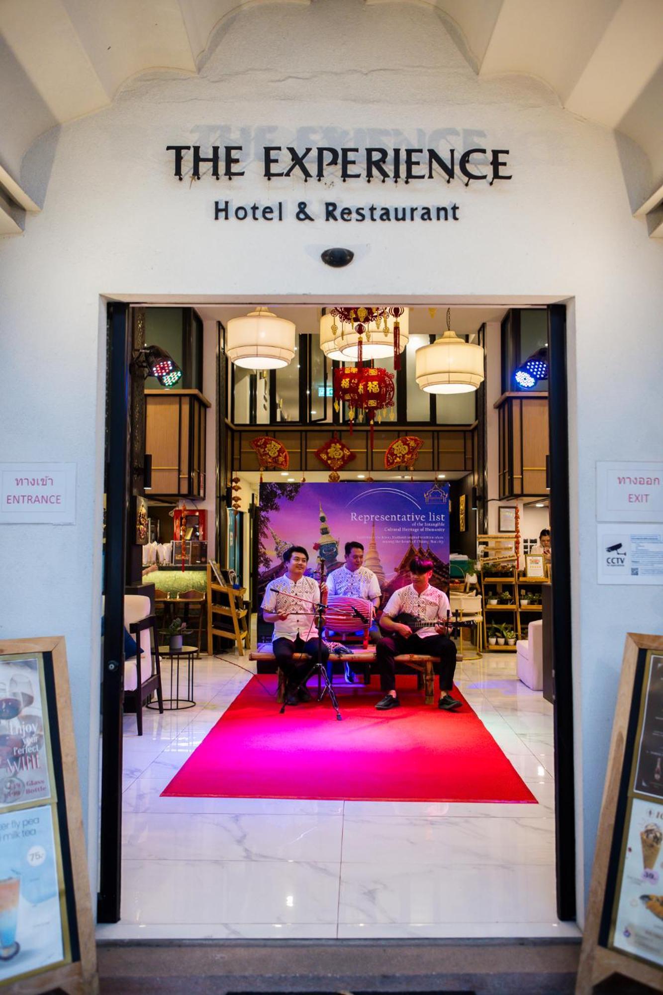 The Experience Walking Street Chiang Mai Ξενοδοχείο Εξωτερικό φωτογραφία